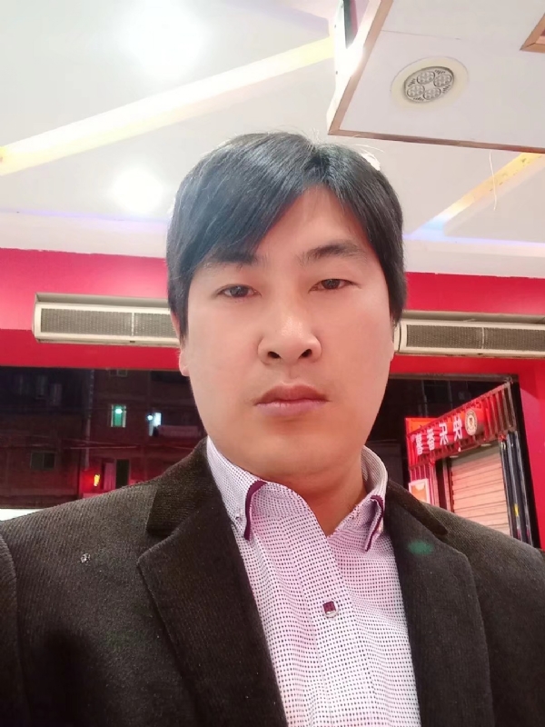 奔跑的第二张照片--福建王婆说媒