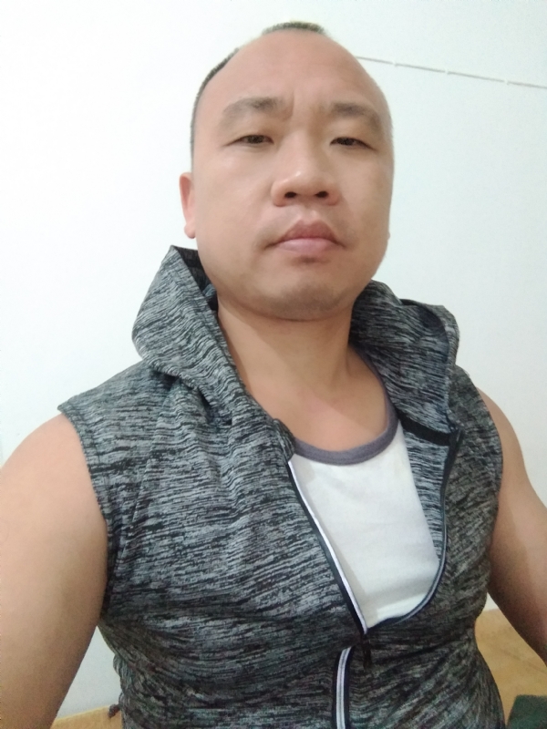 whm的第一张照片--福建王婆说媒