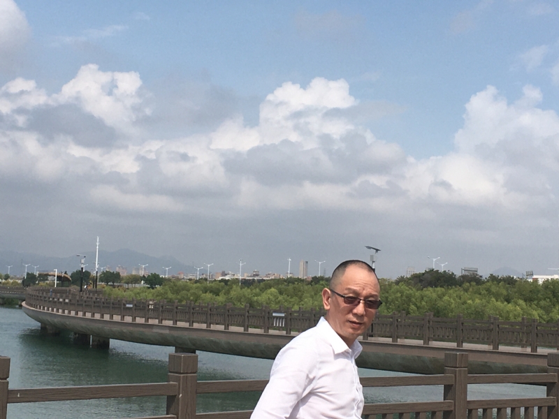 朗行天下的第一张照片--福建王婆说媒