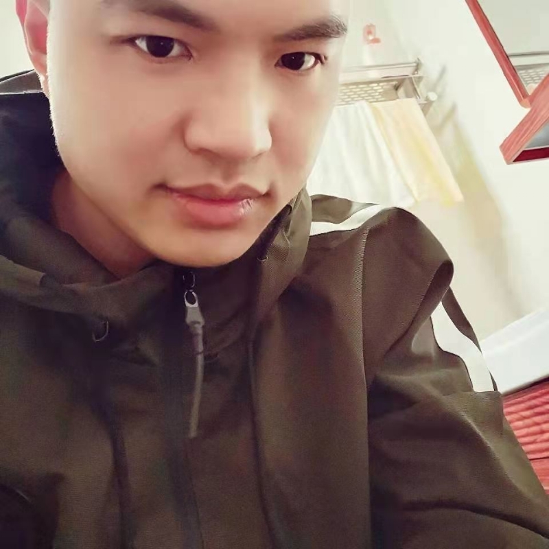 高大上的宅男的第二张照片--福建王婆说媒